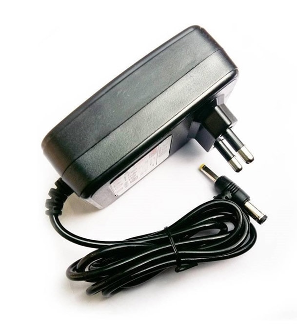 إكسسوار adaptor 9v 2a
